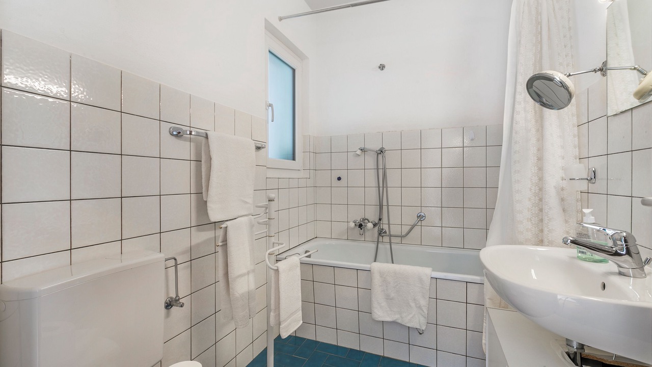 Photo of Bathroom in Vogorno