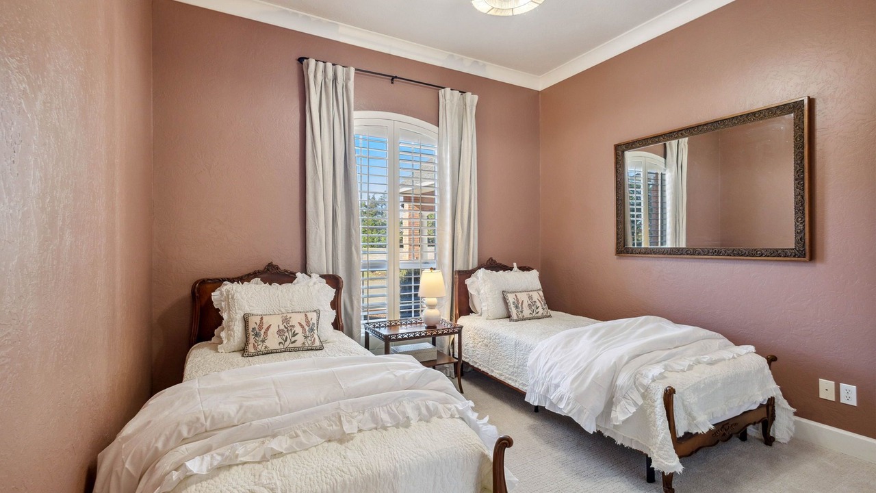 Photo of Bedroom in South Oklahoma City
