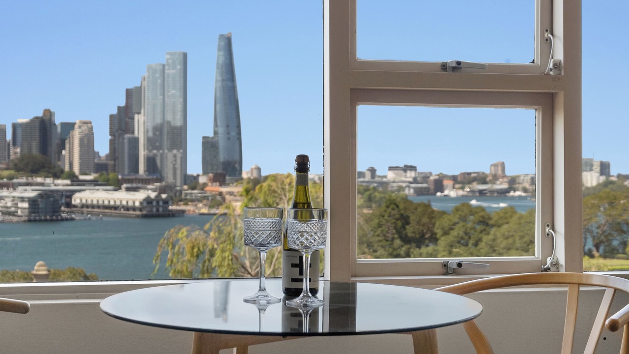 Photo of Others in McMahons Point