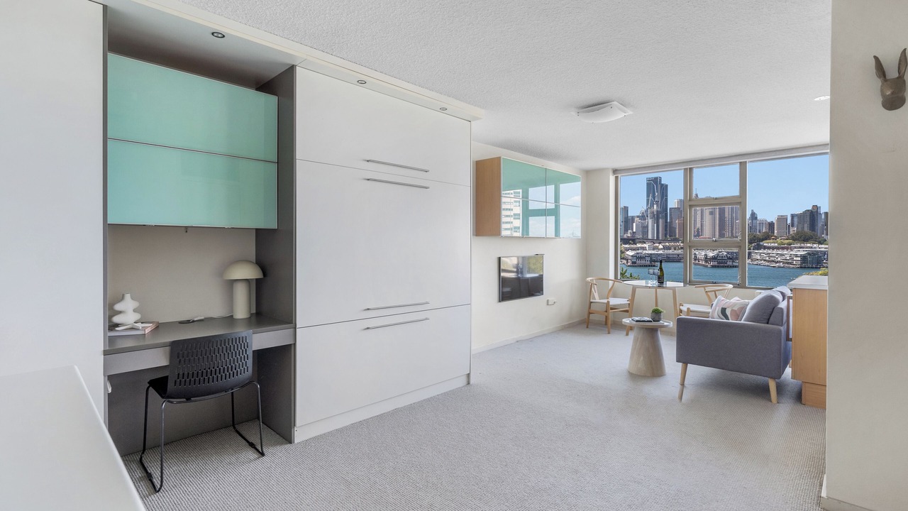 Photo of Livingroom in McMahons Point
