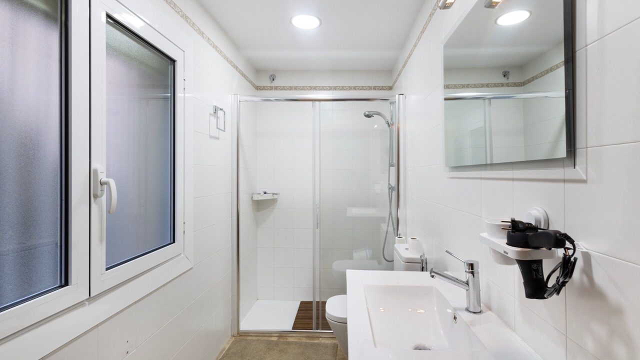 Photo of Bathroom in Cercs