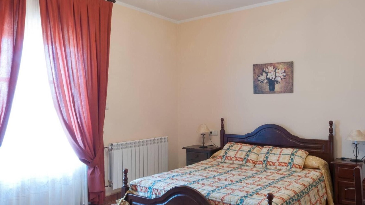 Photo of Bedroom in Barruelo de Santullan