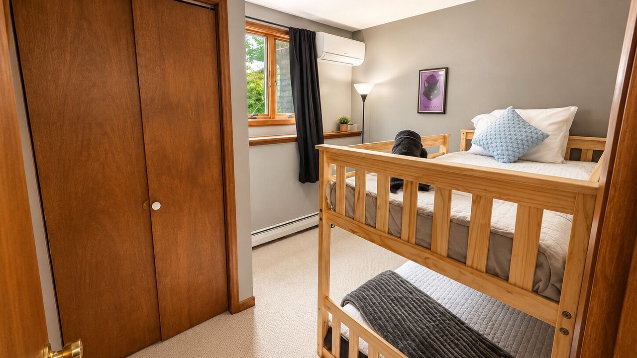 Photo of Bedroom in Ellicottville