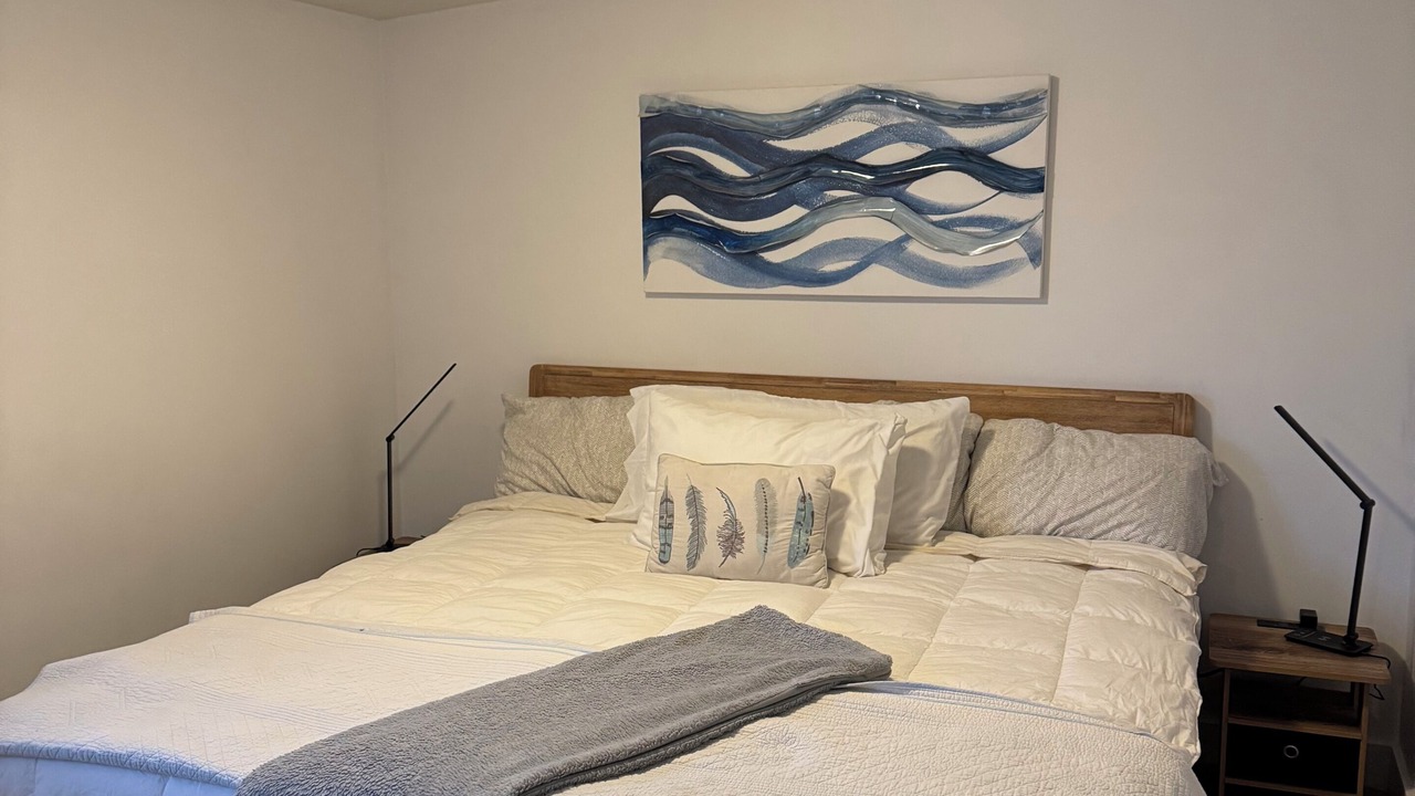 Photo of Bedroom in Warm Springs