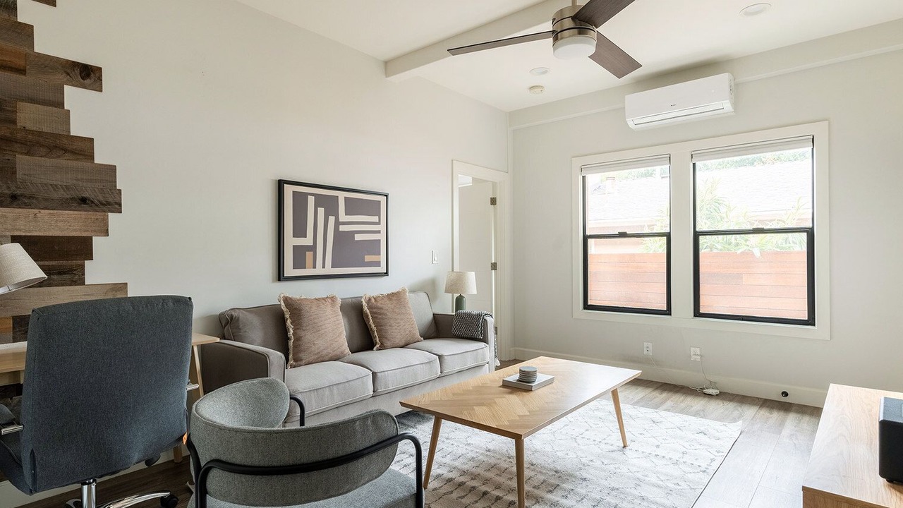 Photo of Livingroom in Menlo Park