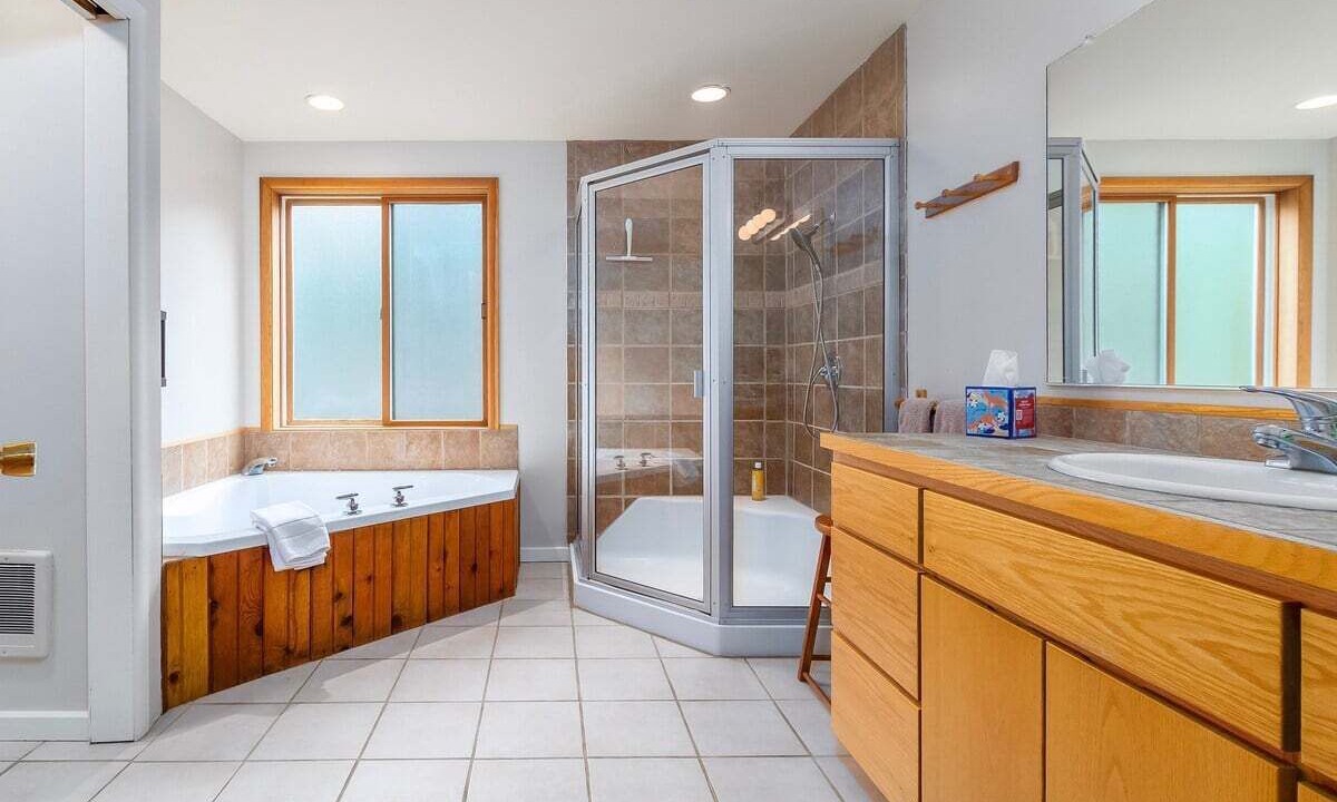 Photo of Bathroom in Packwood