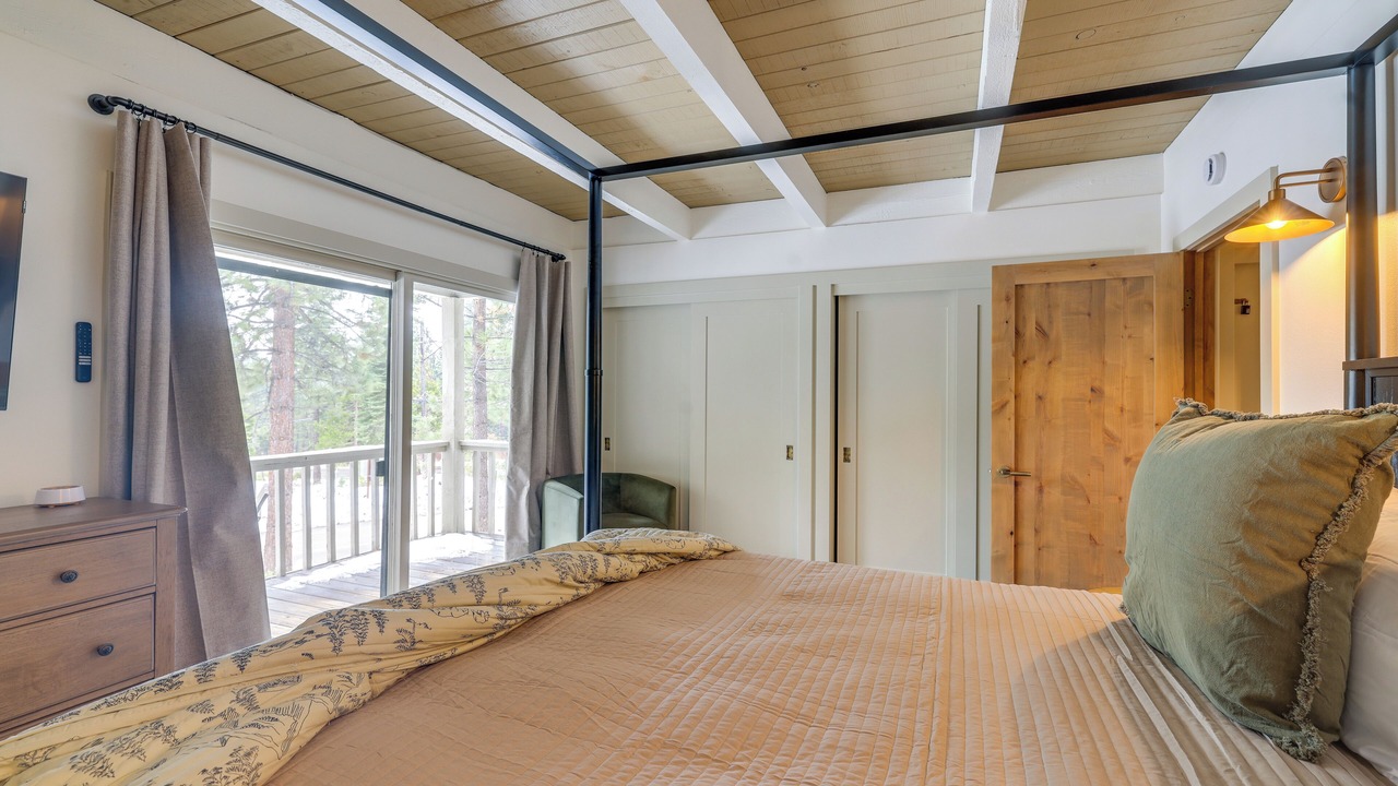 Photo of Bedroom in Kings Beach