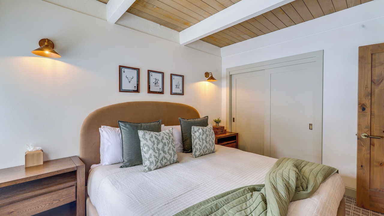 Photo of Bedroom in Kings Beach