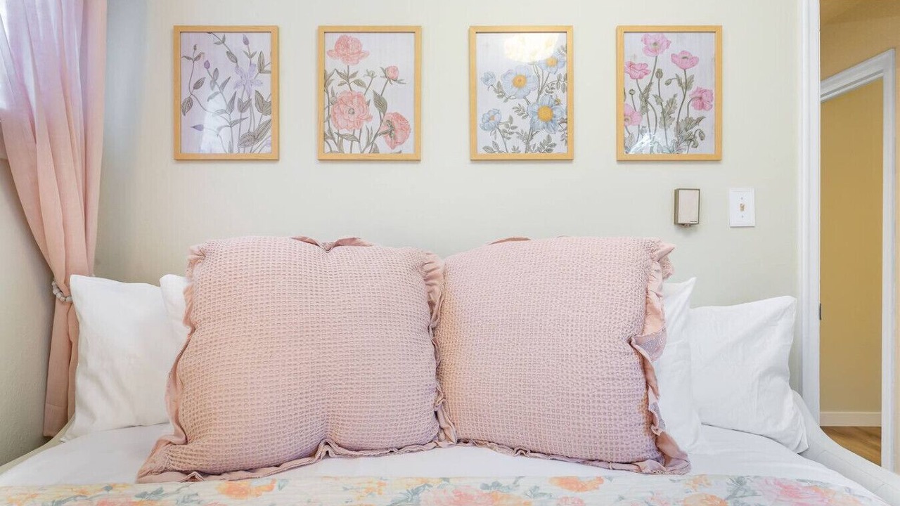 Photo of Bedroom in Lakewood