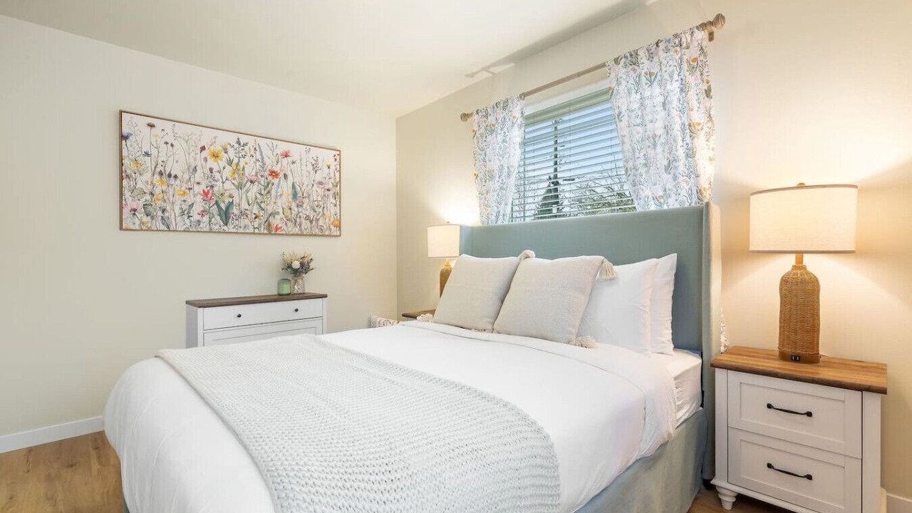 Photo of Bedroom in Lakewood