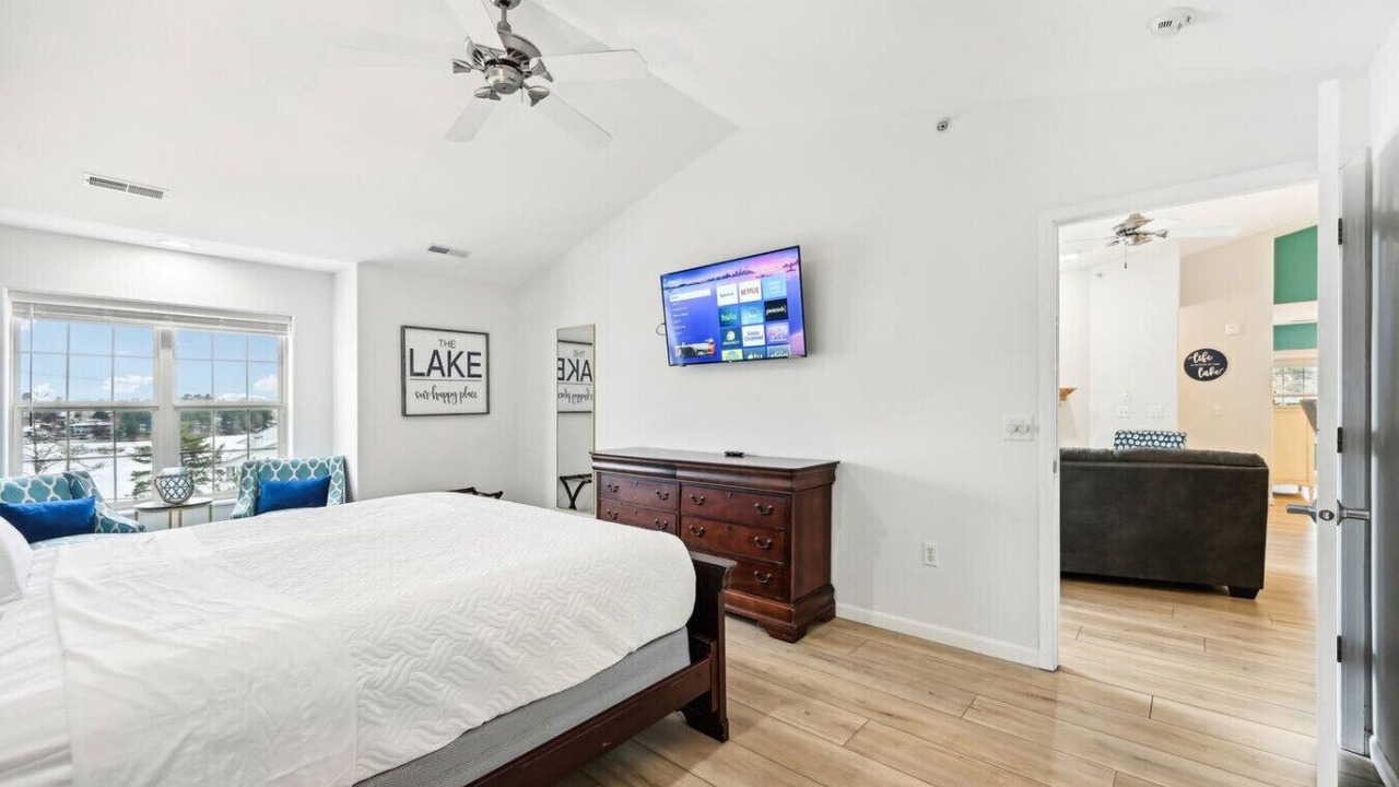 Photo of Others in Lake Delton