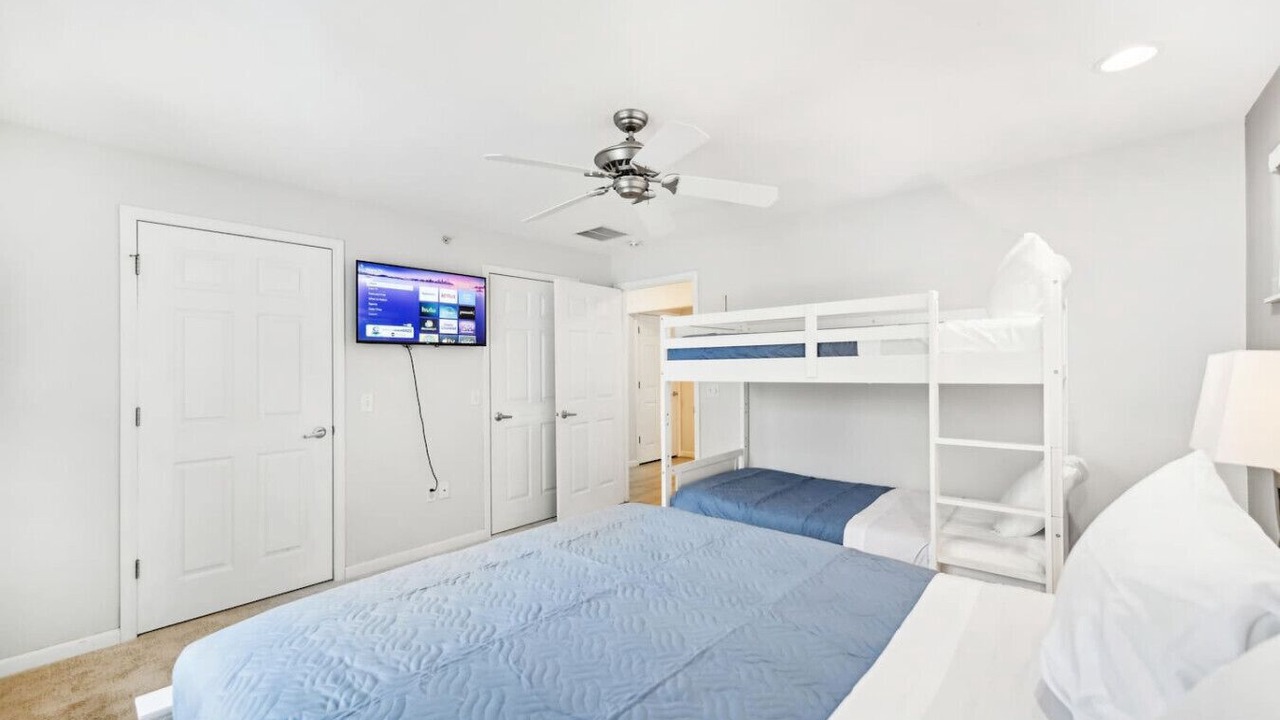 Photo of Others in Lake Delton