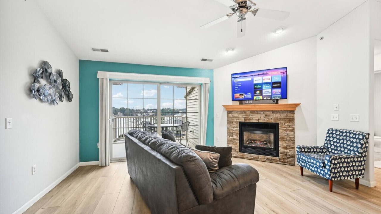 Photo of Livingroom in Lake Delton