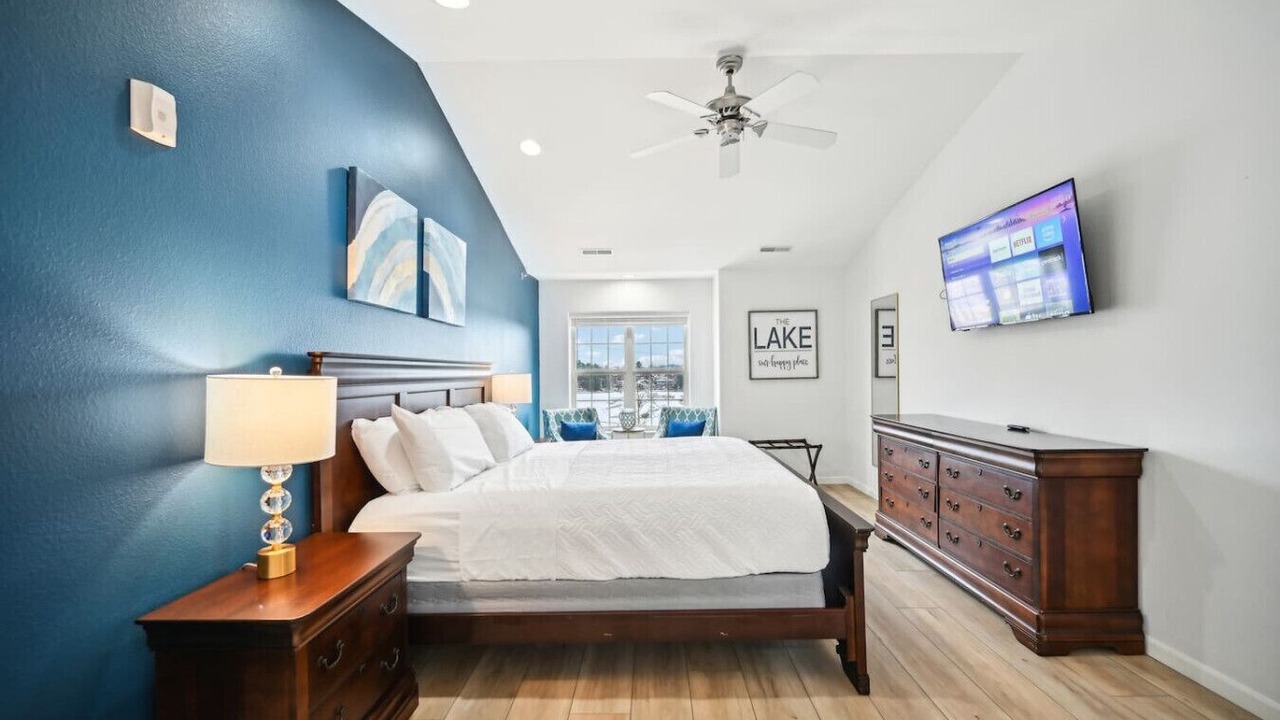 Photo of Others in Lake Delton