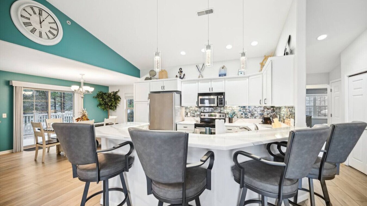 Photo of Others in Lake Delton