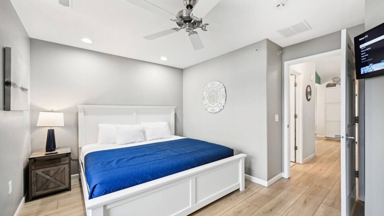 Photo of Others in Lake Delton