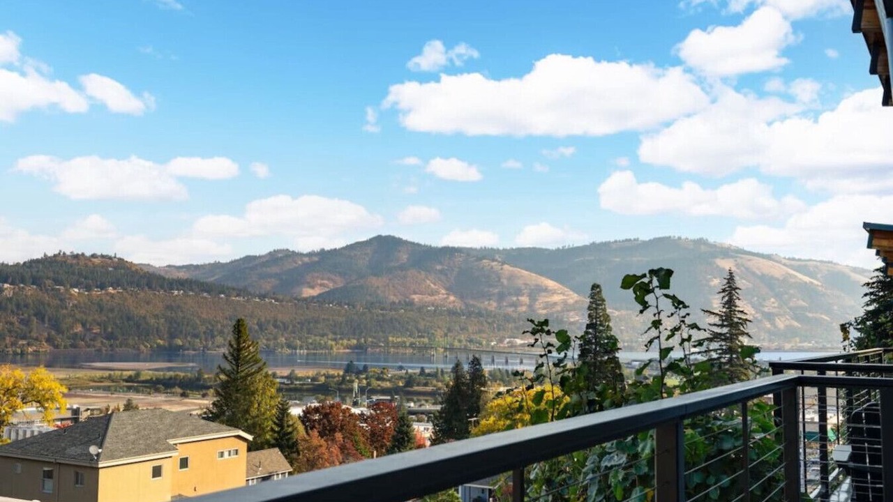 Photo of Outdoor in Hood River