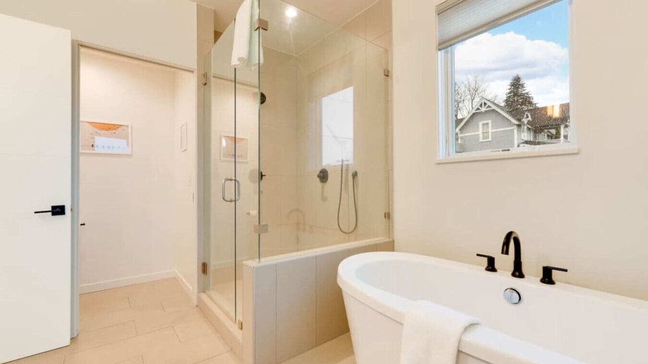 Photo of Bathroom in Hood River