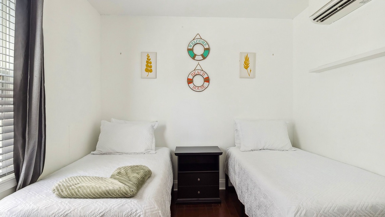 Photo of Bedroom in Town Bank