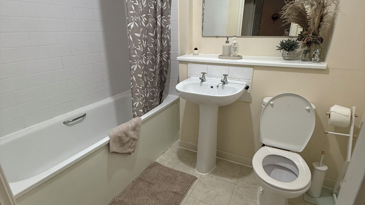 Photo of Bathroom in Central Milton Keynes