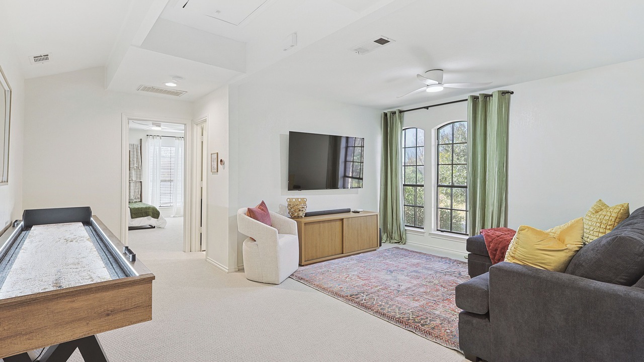 Photo of Livingroom in Grand Prairie