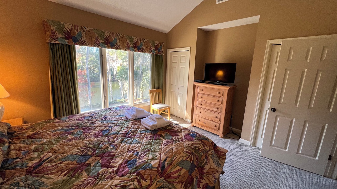 Photo of Bedroom in Shipyard Plantation