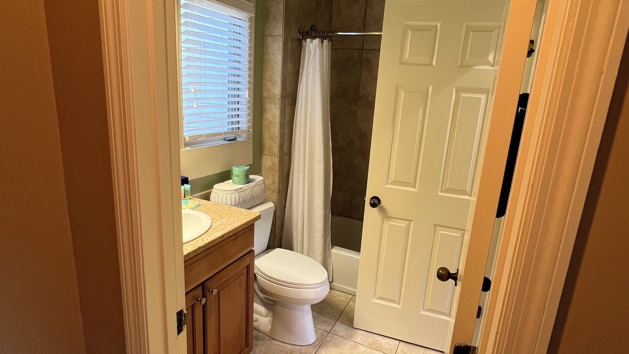 Photo of Bathroom in Shipyard Plantation