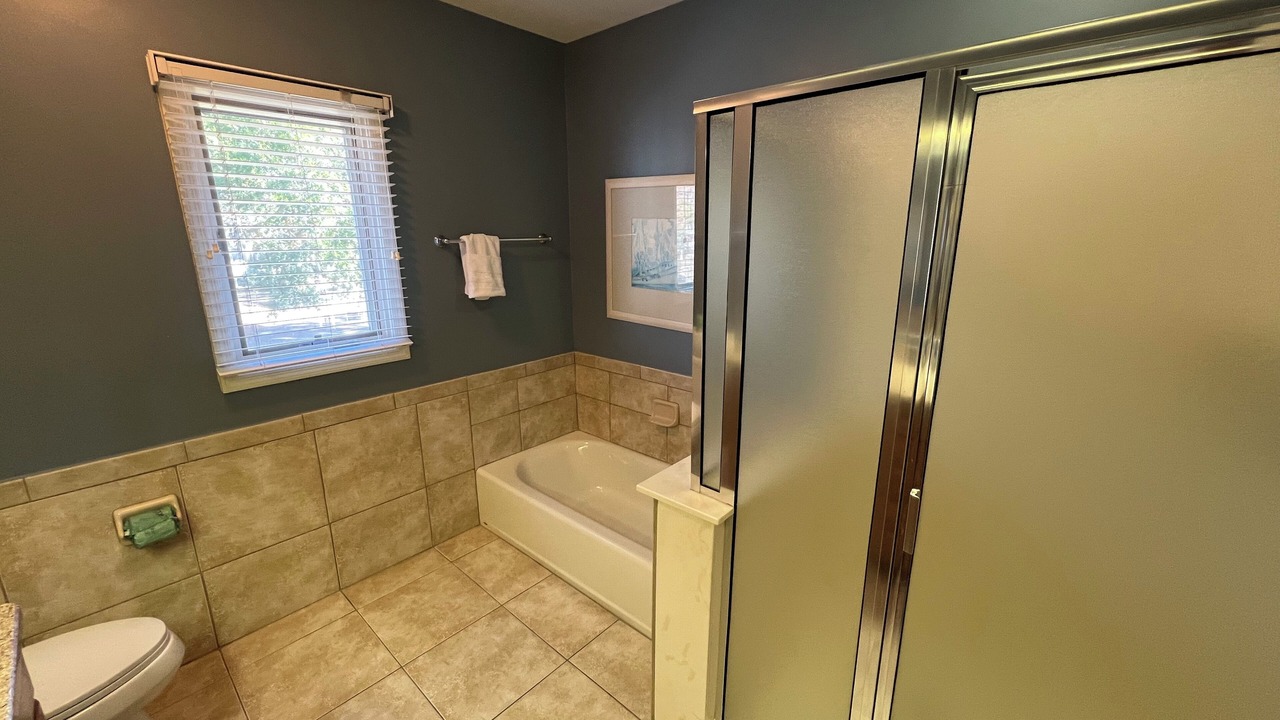 Photo of Bathroom in Shipyard Plantation