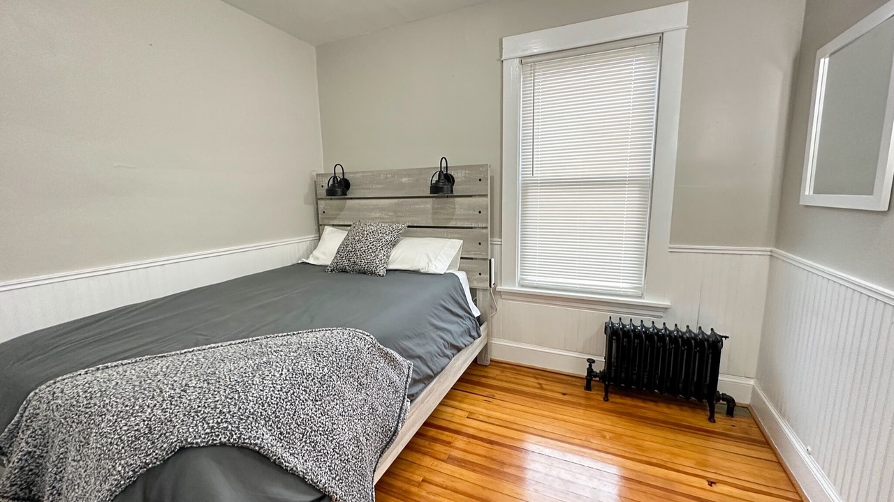 Photo of Bedroom in Albany