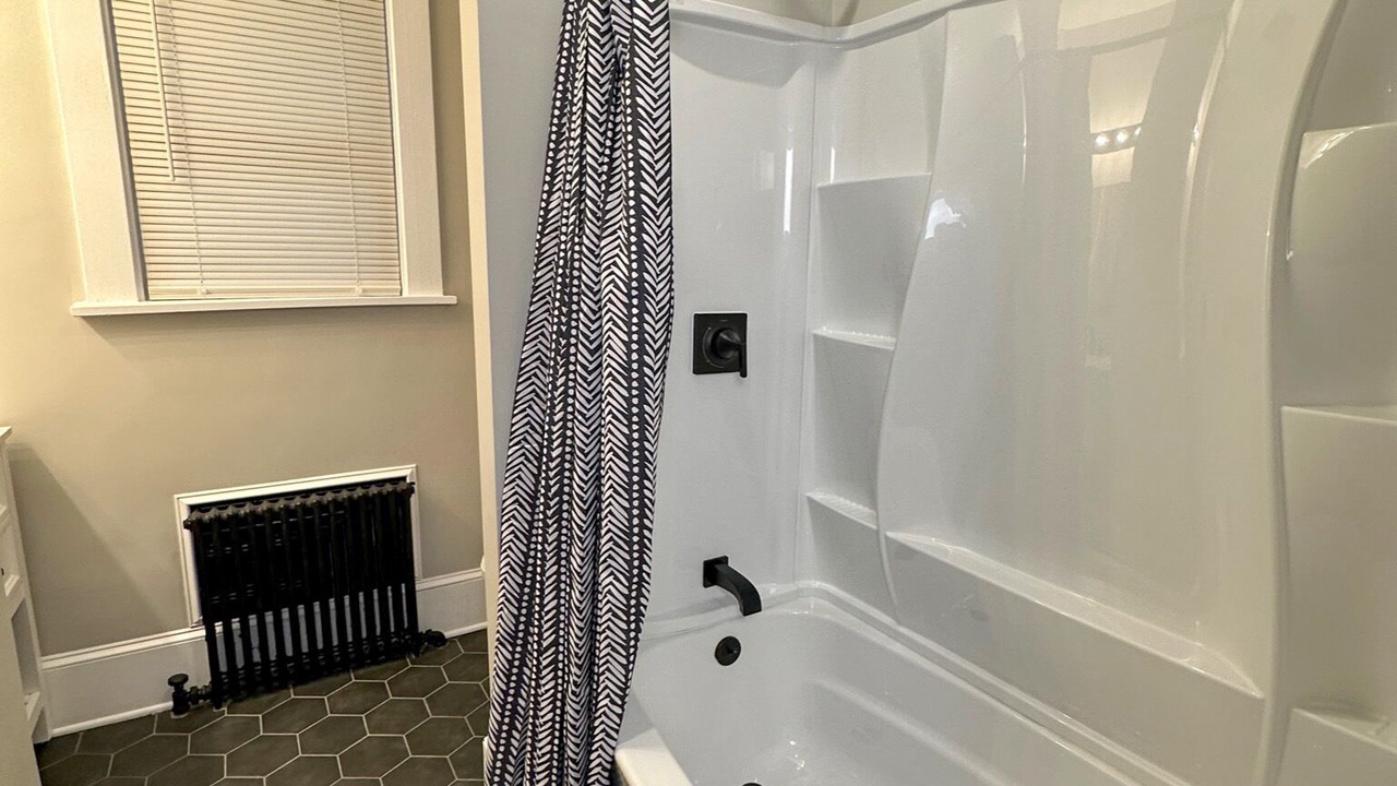 Photo of Bathroom in Albany