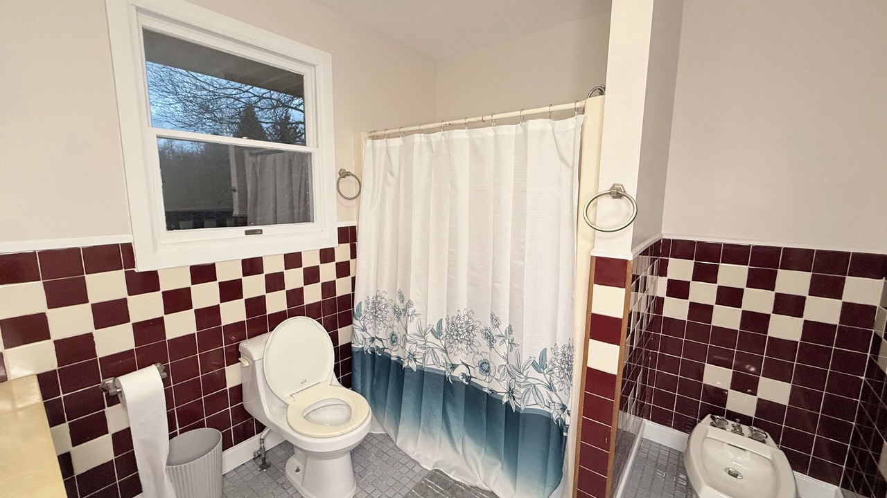 Photo of Bathroom in Haywood