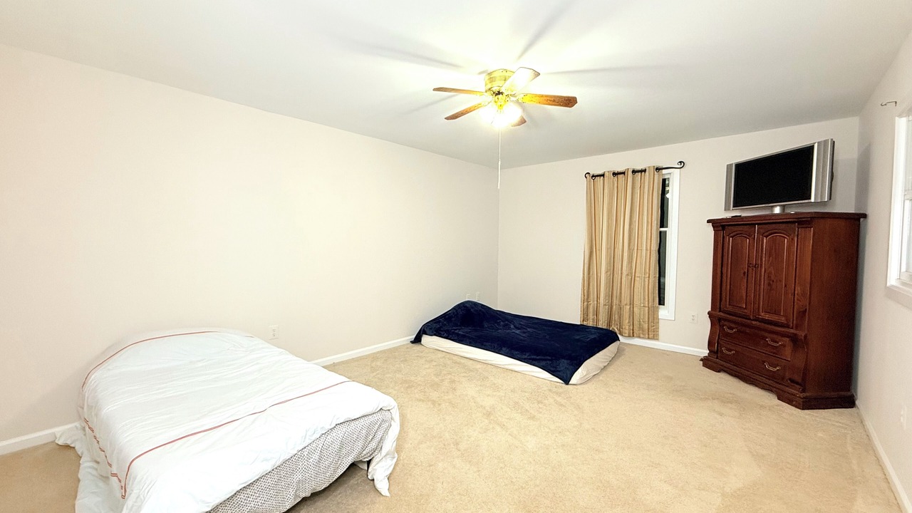 Photo of Bedroom in Haywood