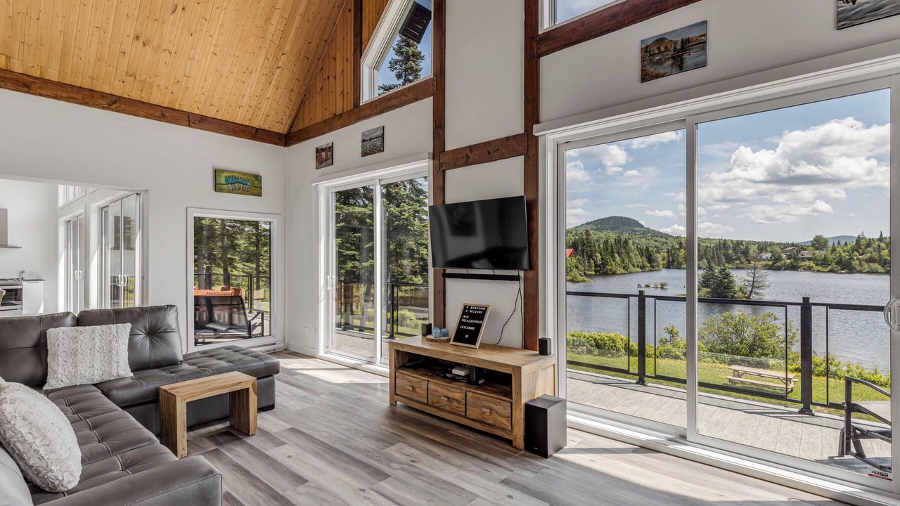 Photo of Livingroom in Saint-Brigitte-de-Laval