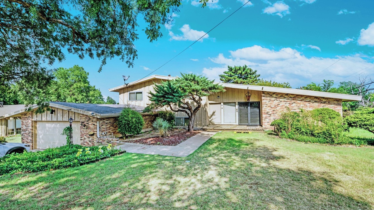 Photo of Outdoor in Lawton