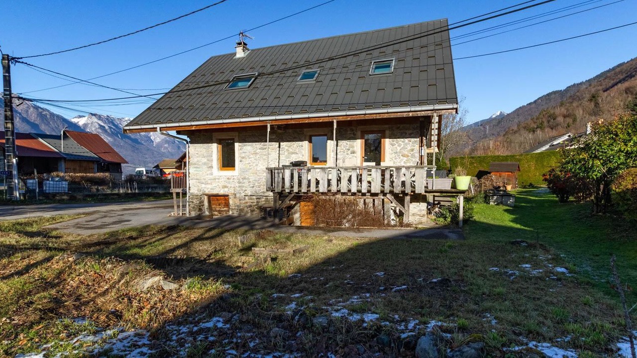 Photo of Outdoor in Monthion