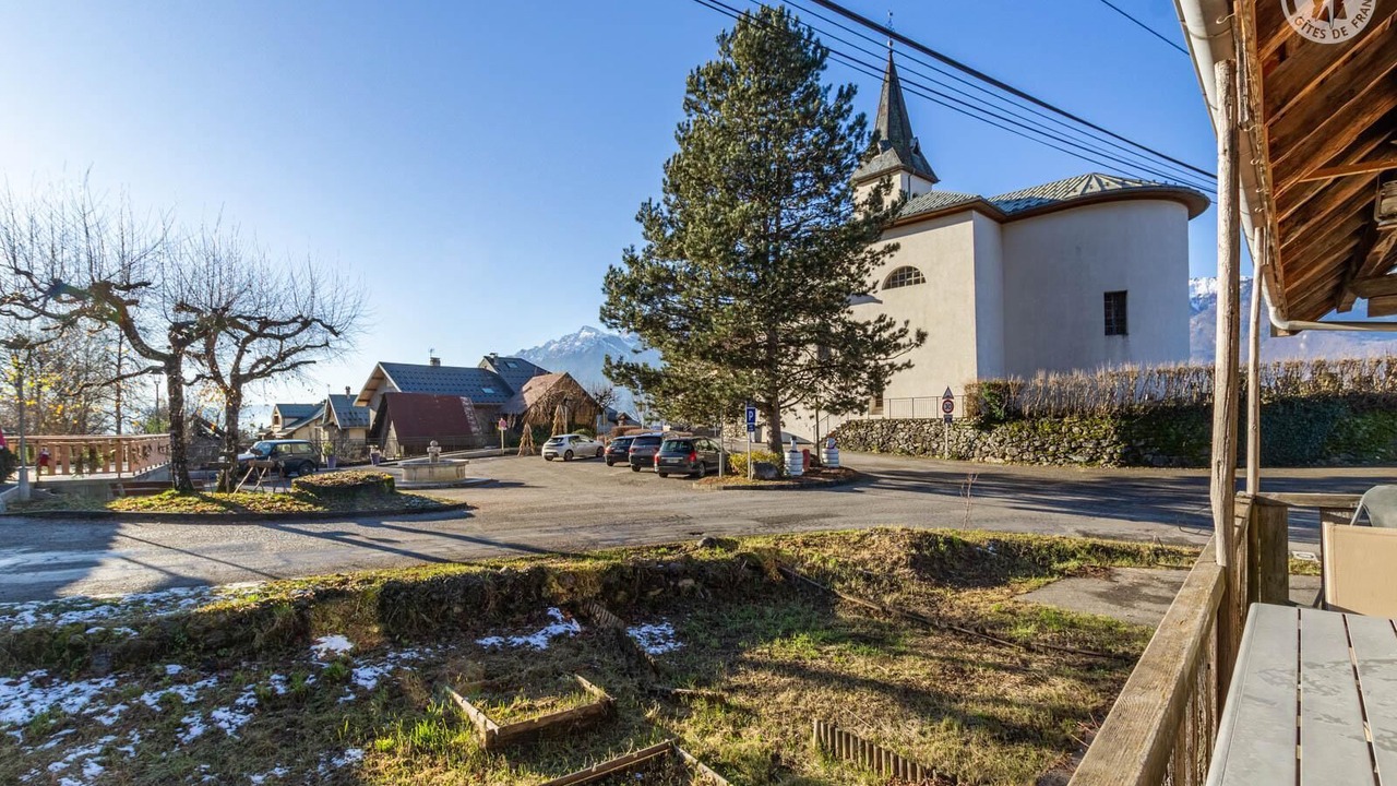 Photo of Outdoor in Monthion