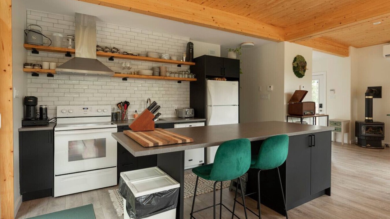 Photo of Kitchen in St-Adolphe-d'Howard