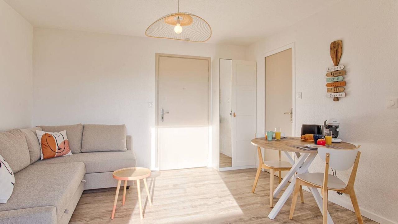 Photo of Livingroom in Le Home