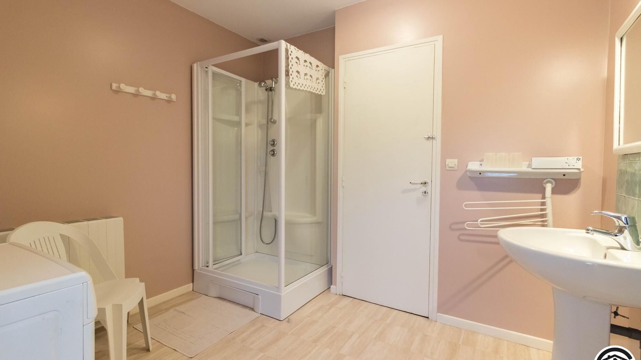 Photo of Bathroom in Saint-Felix-Lauragais