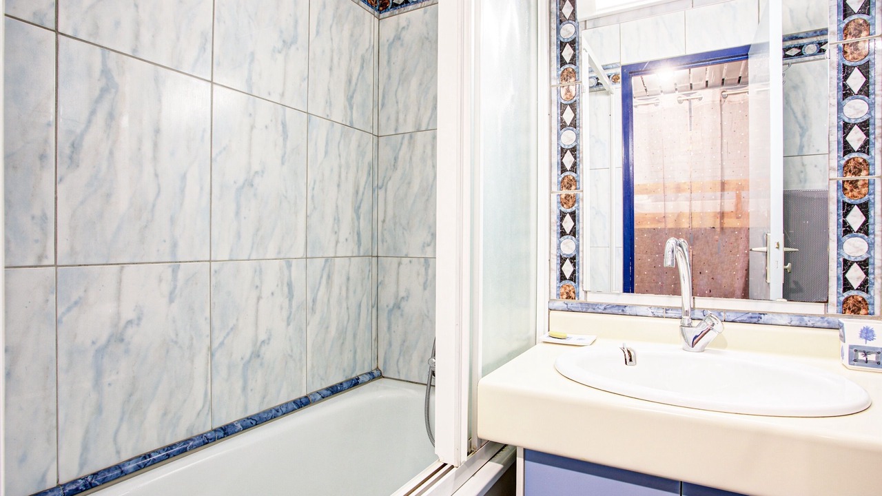 Photo of Bathroom in Eyne 2600