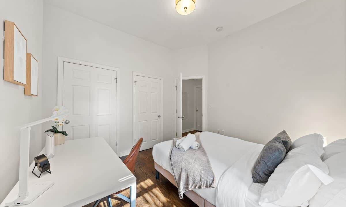 Photo of Bedroom in Historic Downtown