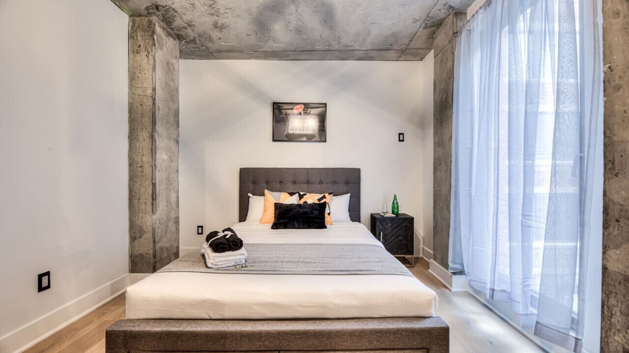 Photo of Bedroom in Old Montreal