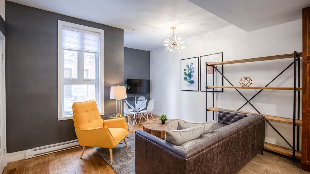 Photo of Livingroom in International District