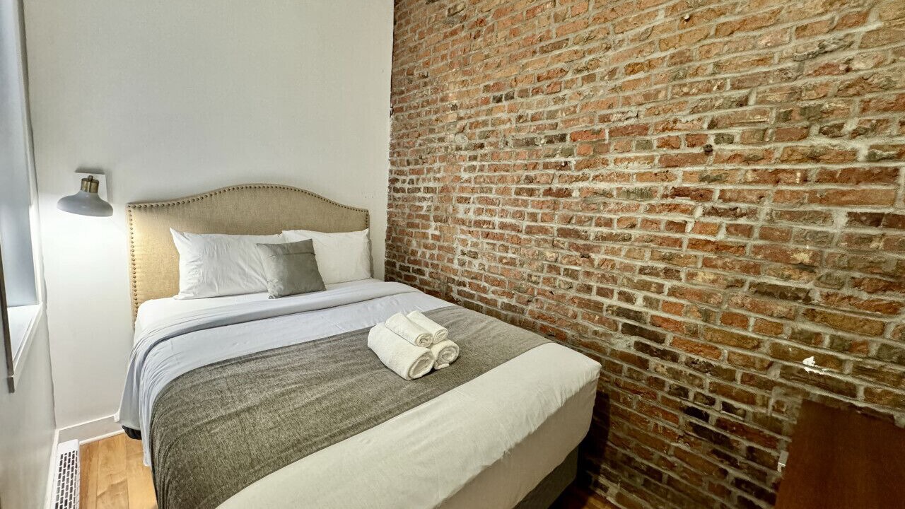 Photo of Bedroom in International District