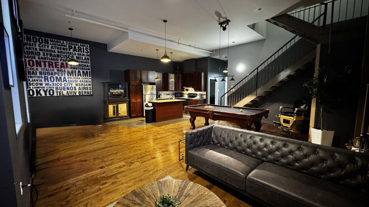 Photo of Livingroom in International District