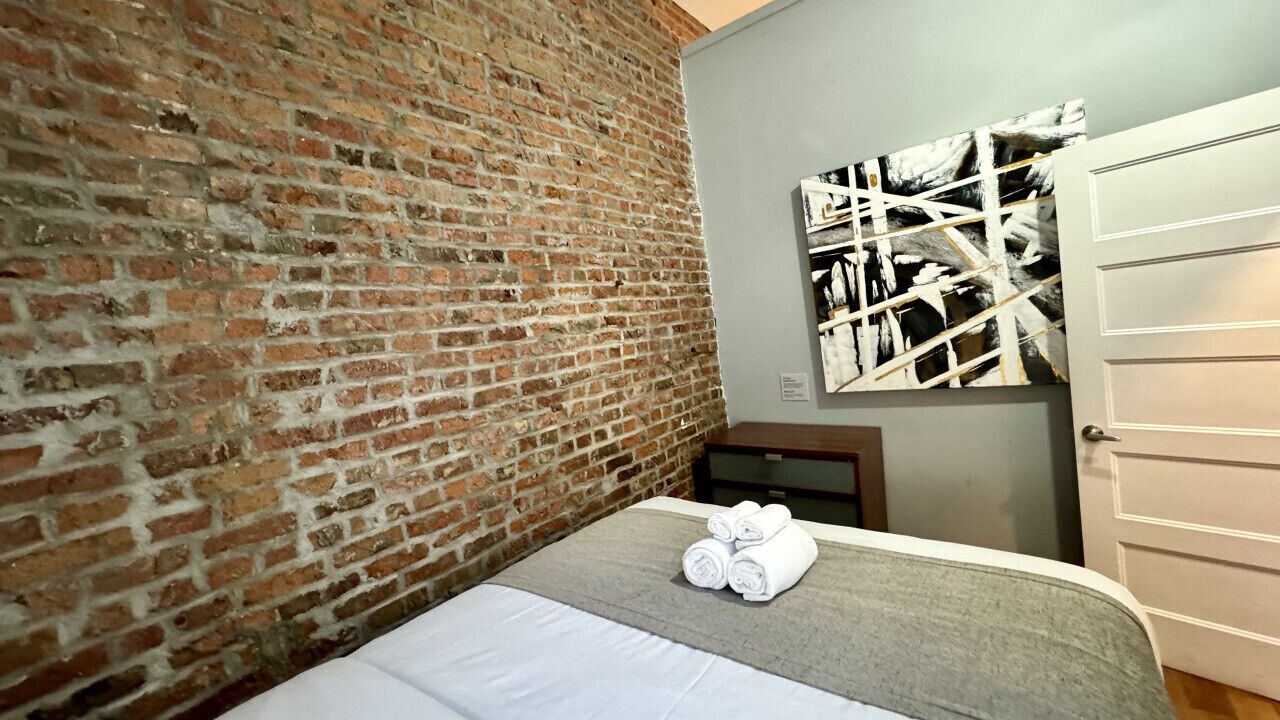 Photo of Bedroom in International District