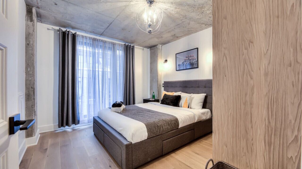 Photo of Bedroom in Old Montreal
