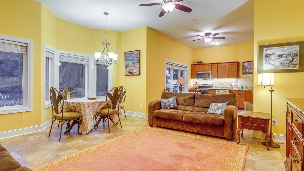 Photo of Livingroom in Westover