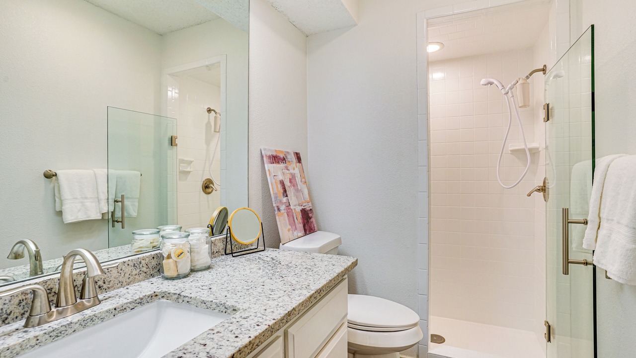 Photo of Bathroom in Alvarado