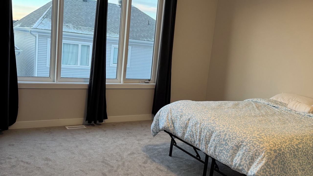 Photo of Bedroom in Ottawa Division